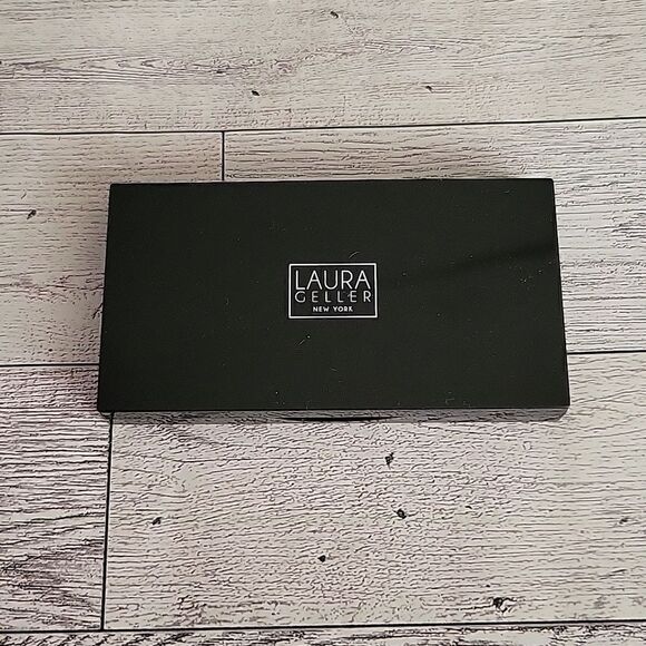 Laura Geller Hi Def Glow Illuminating Duo Heart of Gold - Picture 1 of 5